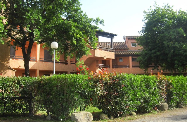 Studio 2 ou 3 people, 150 m beach, near Ghisonaccia
