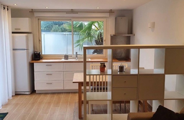 Studio 25m2 200 meters from the beach