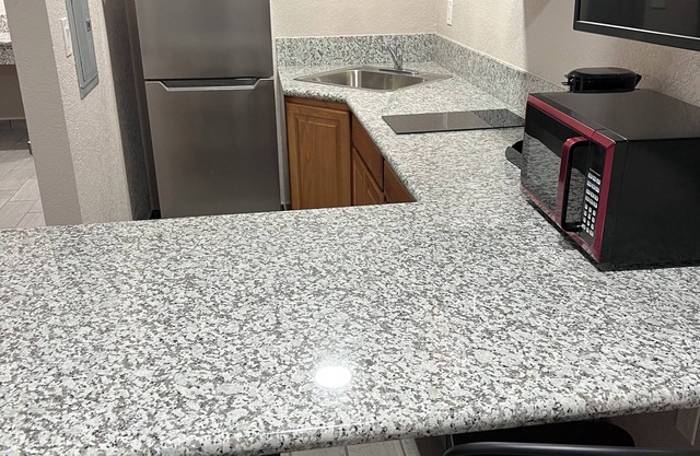 Studio Apartment - 2 Double Beds