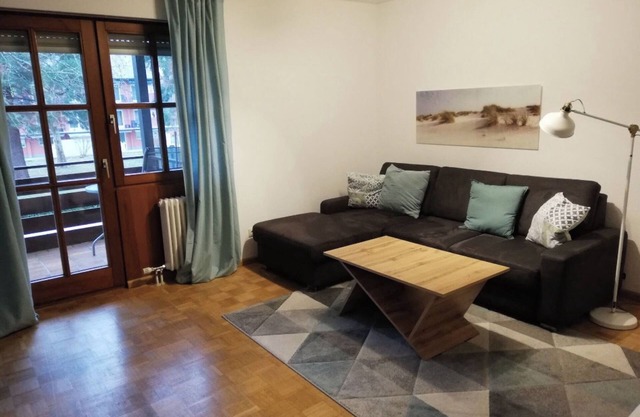 Studio Apartment '1 Zimmer Appartement 21' with Balcony and Wi-Fi