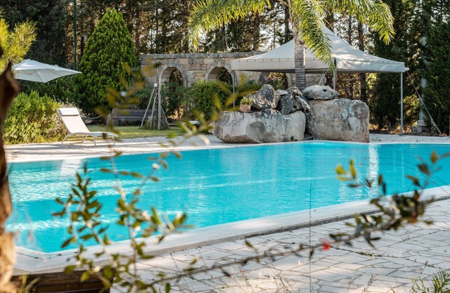 Studio Apartment 'Tenuta San Trifone Limone' with Shared Pool, Wi-Fi and Air Conditioning