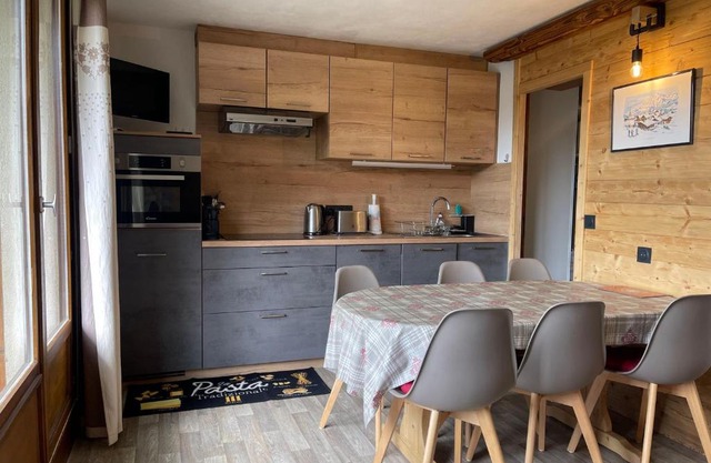 Studio cabine calme avec parking proche commodités - FR-1-505-194