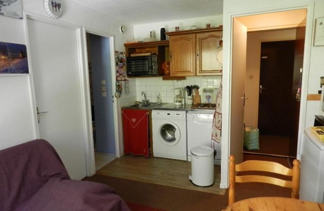 Studio cabine 4 pers. proche pistes, balcon, parking, animaux admis - FR-1-557A-32