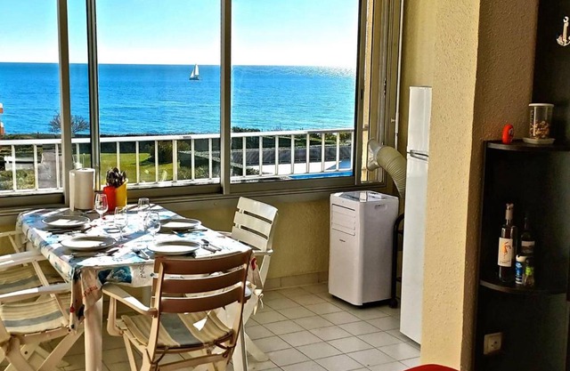 Studio cabine avec piscine, parking, climatisation, proche plage - FR-1-723-30