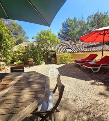 studio cosy en campagne provencâle