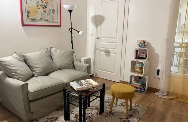 Studio in the heart of Montmartre