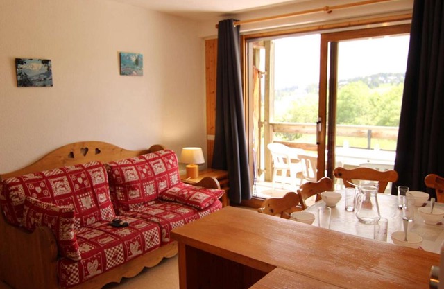 Studio Montagne Les Saisies, 6 Personnes, Balcon Sud, Proche Centre et Pistes - FR-1-594-96