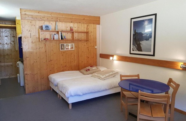 Studio pour 3 à Arc 1600, pied des pistes, proche commerces, avec wifi et animaux acceptés - FR-1-411-438