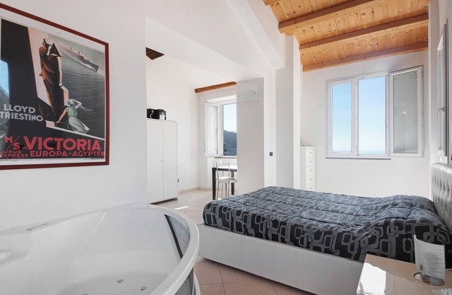 Studio "Serra Monolocale" with Terrace & A/C