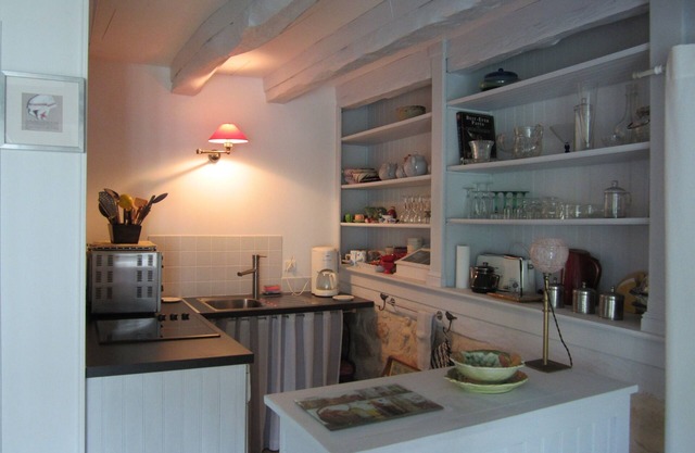 Studio set in a typical Causse du Quercy barn near Rocamadour.