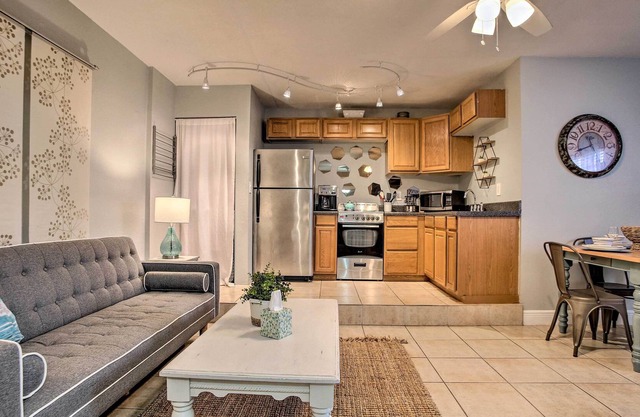 Studio w/Private Patio ~ 9 Miles to Pompano Beach!