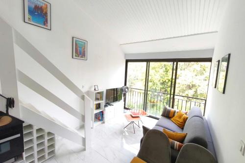Studio with balcony and sea view