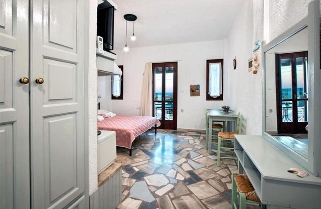 Studio with sea view