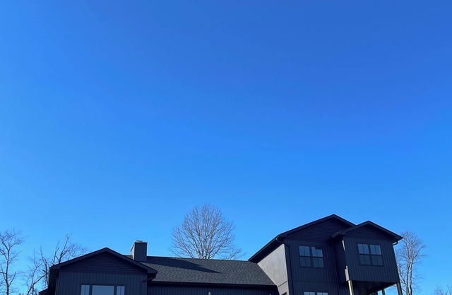 Stunning 10-Acre Luxury Retreat Breathtaking Views – 4BR, 4BA Near NYC & Warwick
