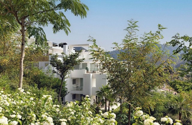 Stunning 3 Bedroom Apartment in Ojén, 5 Minutes Away From Marbella