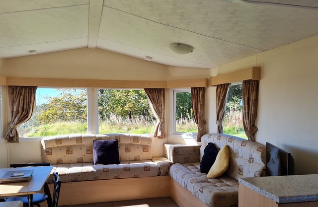 Stunning 3 Bedroom Caravan With Amazing Views