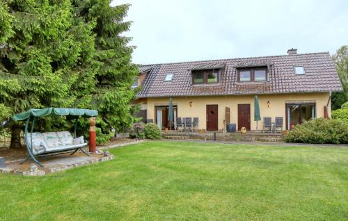 Stunning Apartment In Stolpeusedom