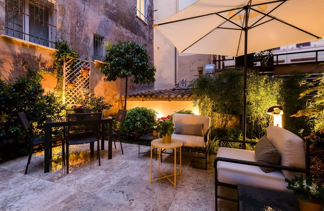 Stunning Apartment With Private Garden