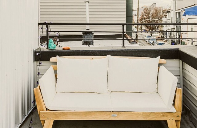 Stunning, Cozy, Smart Home in Trendy Fishtown - Movie Theater, Office, Rooftop