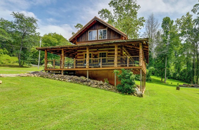 Stunning Creekside Cosby Cabin w/Deck + Fire Pit!