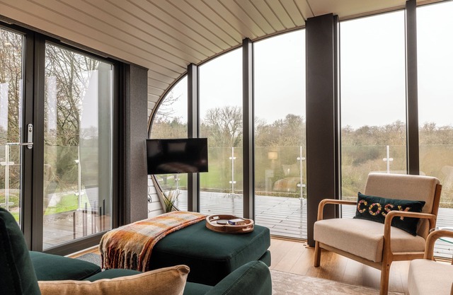 Stunning EcoRetreat Pods in Old Chalford