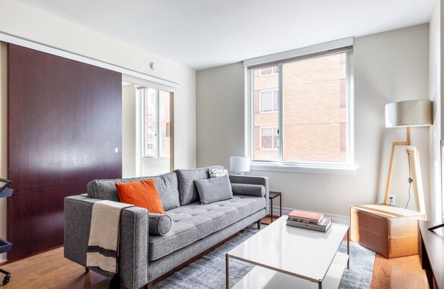 Stunning Foggy Bottom 1BR w/Gym, walk to GWU, Metro, by Blueground
