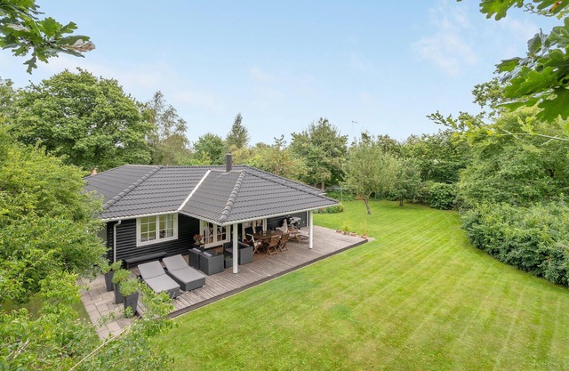 Stunning home in Asnæs with WiFi