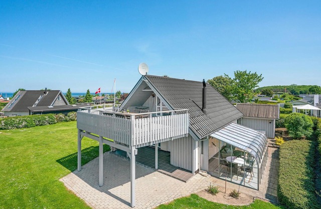 Stunning home in Bogense with WiFi