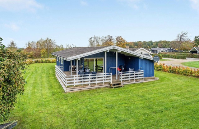 Stunning home in Egernsund with WiFi