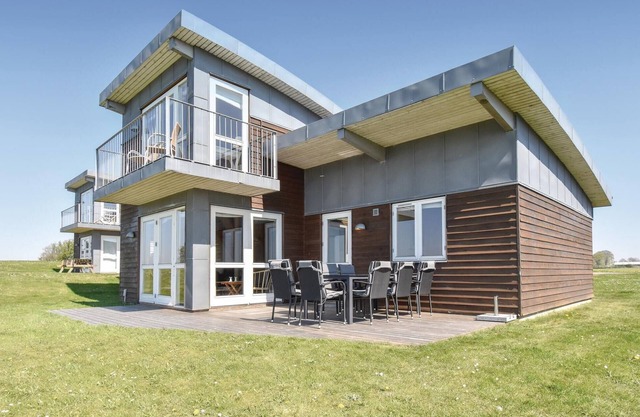 Stunning home in Faaborg with kitchen