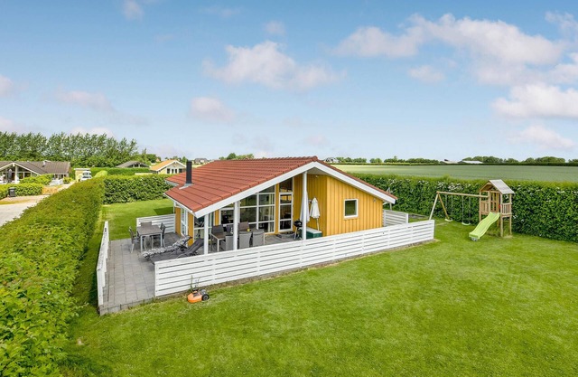 Stunning home in Haderslev with WiFi