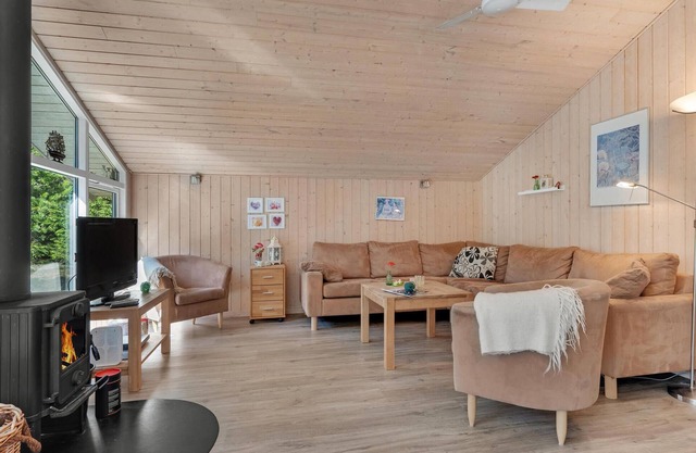 Stunning home in Hadsund with sauna