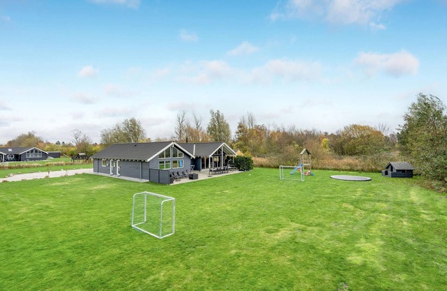Stunning home in Idestrup with kitchen