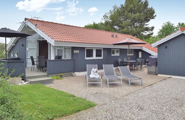 Stunning home in Juelsminde with sauna