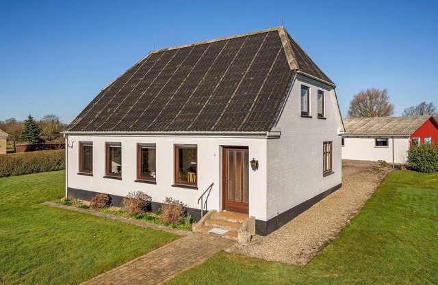 Stunning home in Nordborg with kitchen