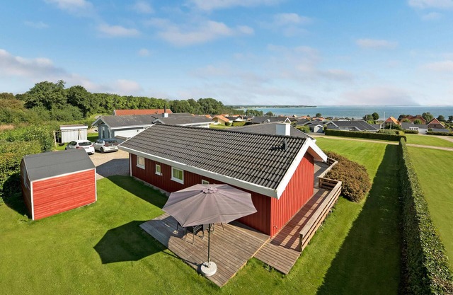 Stunning home in Sjølund with kitchen