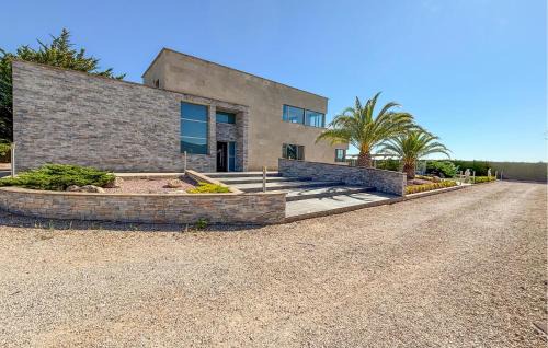 Stunning Home In Yecla With Private Swimming Pool, Can Be Inside Or Outside
