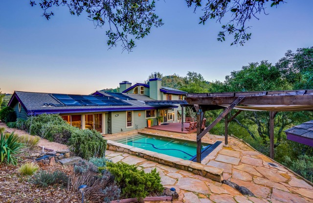 Stunning Home with Pool, Hot Tub, Decks, & Gourmet Kitchen - Close to Wineries