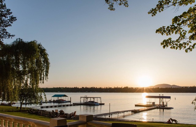 Stunning Luxury Waterfront Home—Private Beach, Fire Pit, Dock, Boat Slip, 8 Adults & 8 Kids!