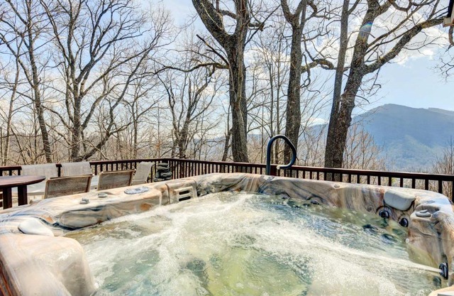 Stunning Maggie Valley Getaway with Decks, Fire Pit!