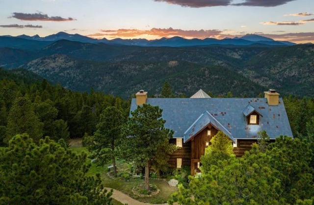 Stunning Mountain Views from Private & Tranquil Tudor Log Home