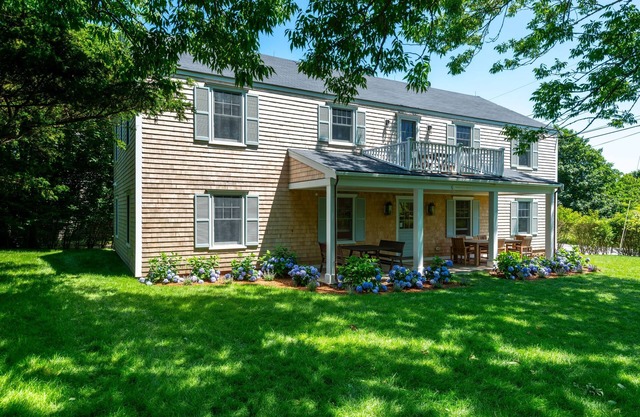 Stunning Newly Renovated Home in Sconset