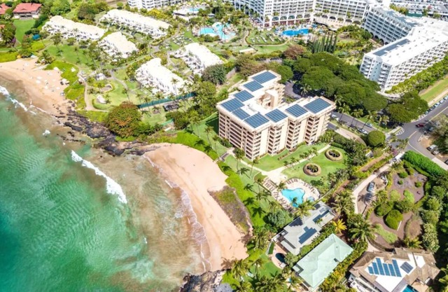 Stunning Ocean Front Views, Wailea, Polo Beach Club Condo - unit 303