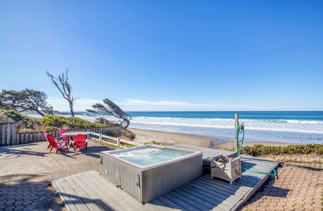 Stunning Oceanfront with Private Beach Access, Bonus Room, & Hot Tub