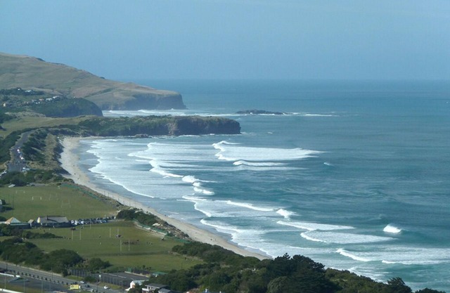 Stunning Panoramic Views Surf to City - St Clair