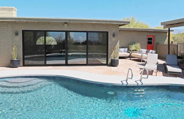 Stunning Pool/Big Views/3BR 2BA/Sleeps 8