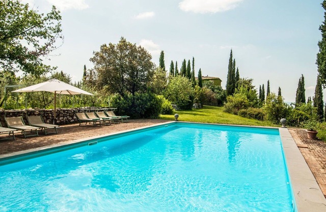 Stunning private villa with A/C, private pool, WIFI, TV, patio, panoramic view and parking