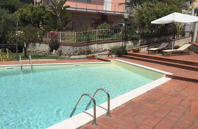 Stunning private villa for 8 people with private pool, WIFI, A/C, TV and terrace