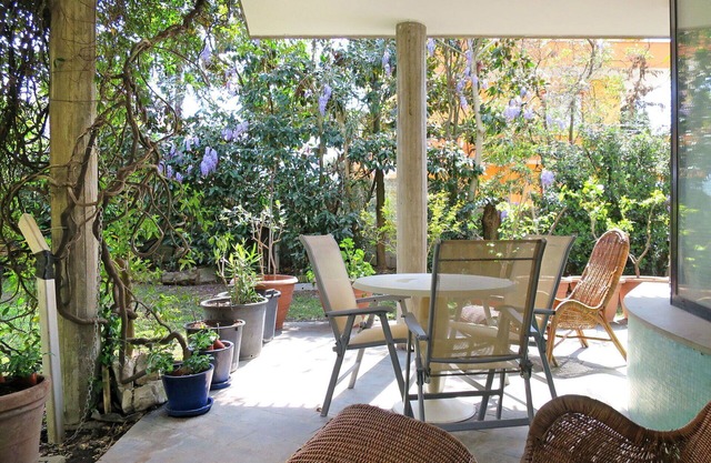 Stunning private villa for 8 guests with A/C, WIFI, TV, terrace and parking