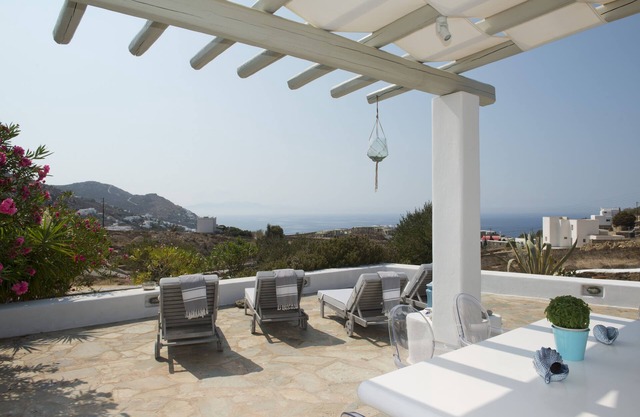 Stunning Sea View Villa Bay of Elijah